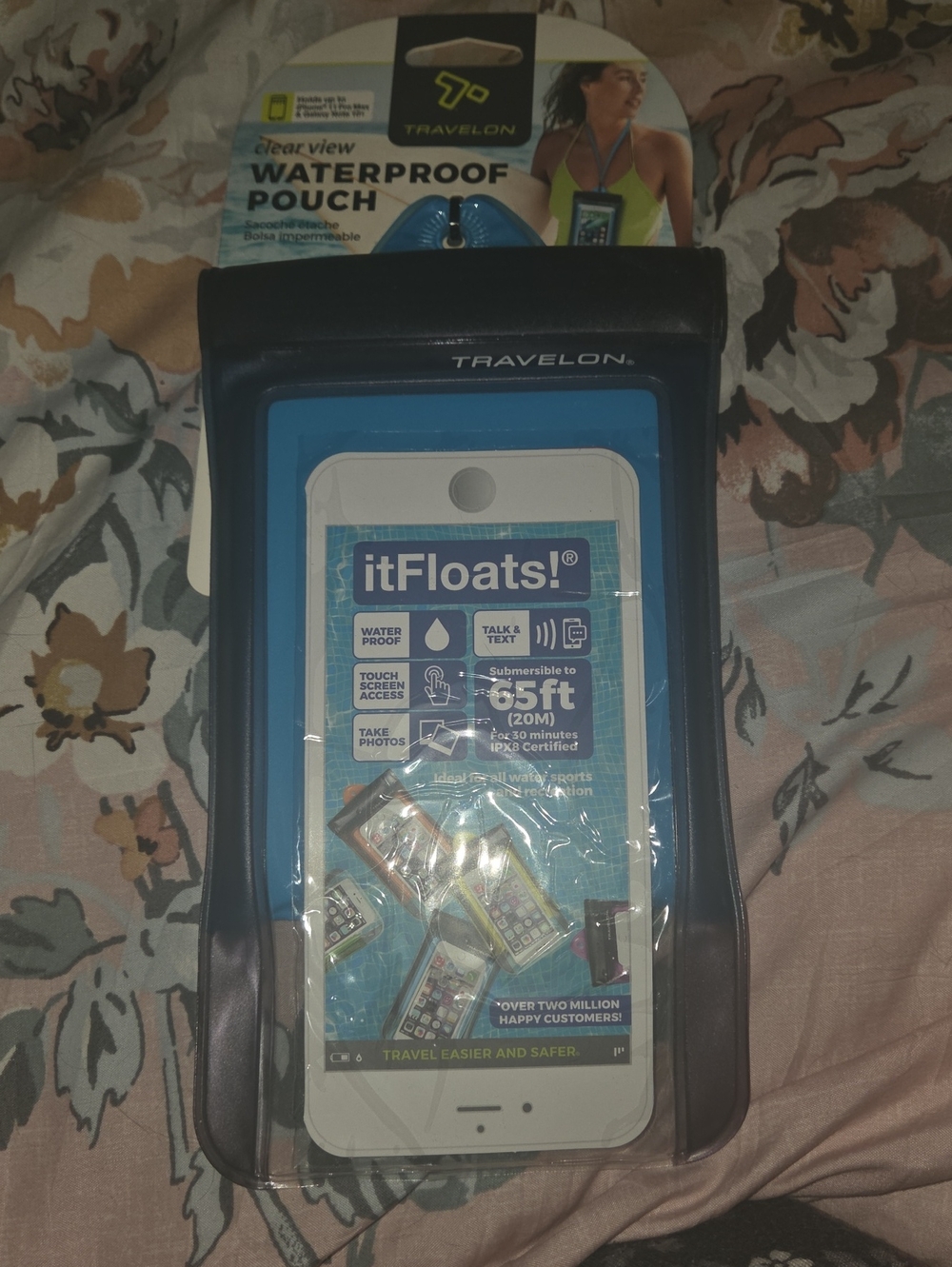 IT FLOATS! Travelon Blue Waterproof Floating Phone Pouch